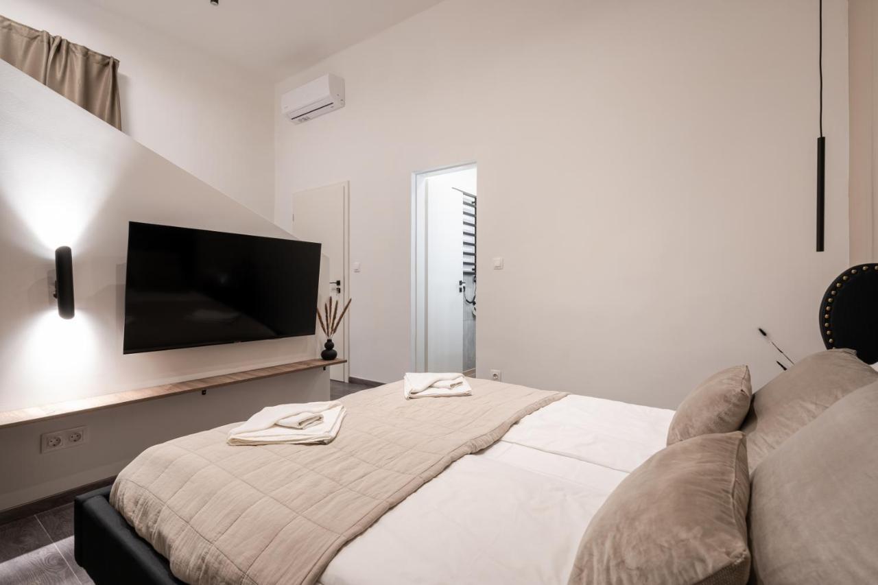 Apartament Kl31 - Urban Escape - Prime Location - Klauzal Square By Bqa Budapeszt Zewnętrze zdjęcie
