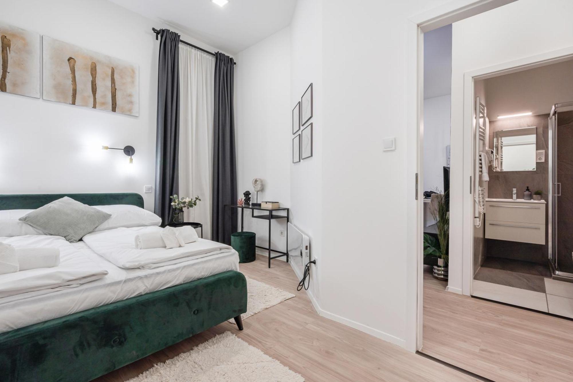 Apartament Kl31 - Urban Escape - Prime Location - Klauzal Square By Bqa Budapeszt Zewnętrze zdjęcie