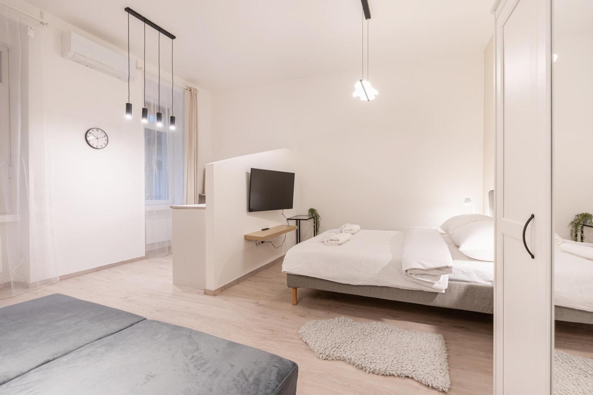 Apartament Kl31 - Urban Escape - Prime Location - Klauzal Square By Bqa Budapeszt Zewnętrze zdjęcie
